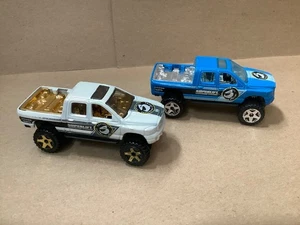 Hot Wheels 2006 Dodge Ram 1500 4 Door Superlift - White & Blue Diecast Trucks - Picture 1 of 14