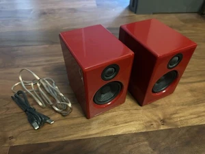 AudioEngine A2+ Powered Desktop Wired Speakers Rot - OHNE NETZKABEL! Pls LESEN! - Bild 1 von 4