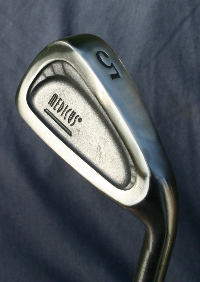 Club de entrenamiento de hierro Medicus # 5 usado Foto 1 de 4