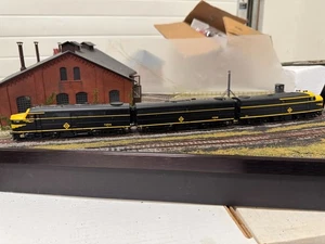 CUSTOM KITBASH ERIE RR ALCO PA A-B-A SET HO SCALE LOCOMOTIVE VINTAGE - Picture 1 of 15