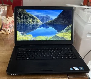 Dell Inspiron N5050 15.6" Celadon B800 3GB RAM 500GB HDD WIFI Webcam HDMI Win10 - Picture 1 of 7