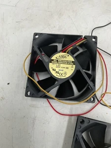 ADDA AD0824UB-A72GL DC24V 0.26A 8025 3-Wire Inverter Cooling Fan - Picture 1 of 4