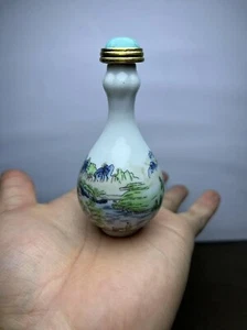 Chinese Porcelain garlic shape landscape pattern snuff bottle collect ornament - Picture 1 of 10