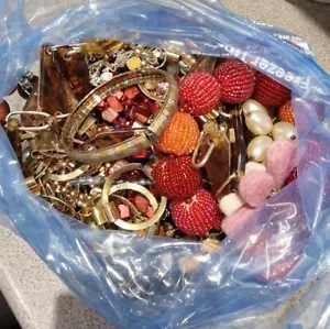 Modeschmuck Restposten unsortiert 2 kg - Bild 1 von 2