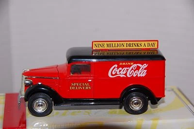 Matchbox Collectibles YPC02 1937 GMC VAN "COCA-COLA" - Image 1 of 2