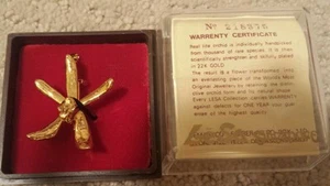 22K GOLD PLATED HANDPICKED ORCHID PENDANT/BROOCH LESA COLLECTION SINGAPORE - NWC - Picture 1 of 12
