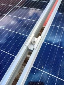  MITTELKLEMME ALU - Befestigungsset  verzinkt Rahmenhöhe 30 - 50 mm Photovoltaik - Bild 1 von 4