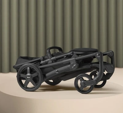 Silver Cross Wave Chassis - Sealed 2023 onyx  - Image 1 of 4