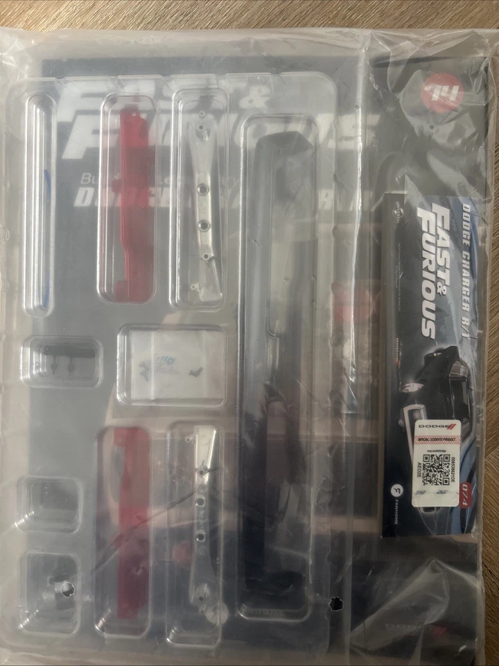 FANHOME BUILD THE 1/8 DODGE CHARGER R/T FAST AND FURIOUS CAR - ISSUE 74 - Image 1 of 1