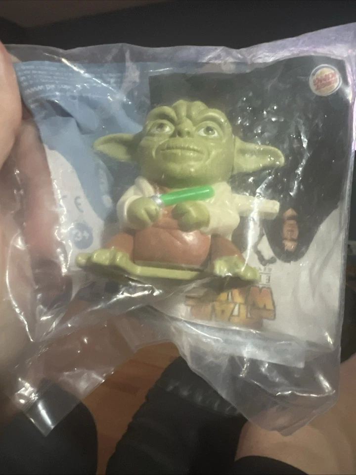Juguete Burger King Star Wars 2005, Episodio III, La Venganza de los Sith, Yoda - Sellado Foto 1 de 3