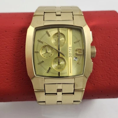 NUEVO Diesel Cliffhanger Reloj Cronógrafo Grande Dorado Para Hombre DZ4639 Caja Nuevo Con Etiquetas Foto 1 de 4