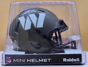 Terry McLaurin signierter Commanders Salute to Service Riddell Mini Helm - Bild 1 von 5