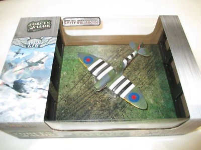 FORCES OF VALOR 1:72 SPITFIRE MK.IX  MK392 WG CDR JOHNNIE JOHNSON NO 144 SQN RAF - Image 1 of 4