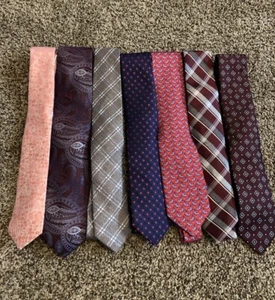 Lote de corbatas para hombre nuevas con etiquetas al por menor por más de $200 - Imagen 1 de 10