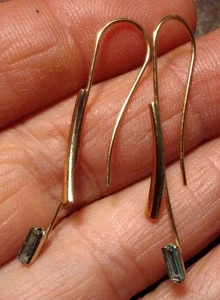 Pendientes KREMENTZ Transparente Baguette Estrás De Colección Únicos Largos Tono Dorado Perforados - Imagen 1 de 11