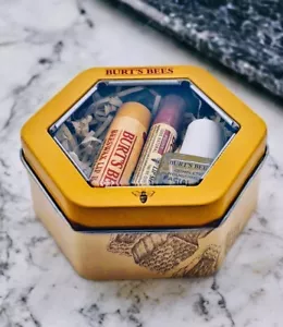 Burt's Bees Lip Balm/Shimmer/Facial Oil/ Pamper Gift Set In A Tin - Picture 1 of 4
