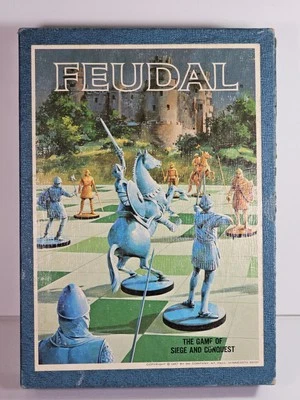Estantería Feudal 3M Coleccionable 1967 Juego de Batalla Vintage Falta 2 Piezas Foto 1 de 4