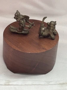 2 Bronze Metal Bears Skiing on a Wooden Base Reuge Music Box 3" x 3" Working - Picture 1 of 5