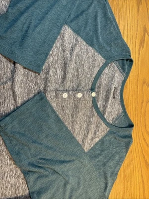 Men’s Vintage Fossil Xl Medium Sleeved Shirt Three Button Front - Image 1 of 4