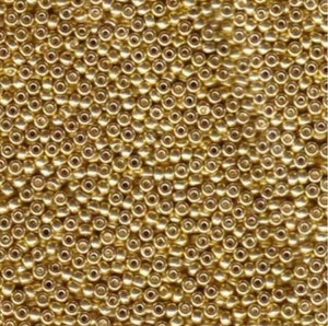 Miyuki Seed Beads Size 11 10 Grams Galvanised Gold 11-1052 - Picture 1 of 1