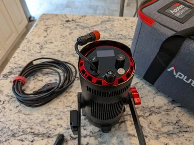 Luces LED de enfoque bicolor Aputure Light Storm LS 60X Foto 1 de 4