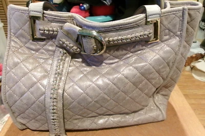 Bolso de hombro de cuero acolchado gris Calvin Klein 2 PIEZAS RN54163 CA57151 Foto 1 de 4