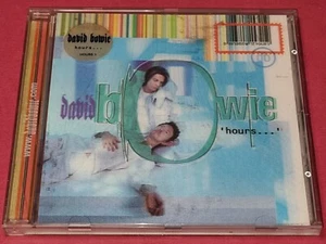 DAVID BOWIE - Hours (LIMITED LENTICULAR COVER) 10 Track CD Very Good Condition. - Picture 1 of 2