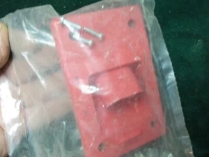 CROUSE HINDS Receptacle Plug E1001-3 Red 30 Degree - NEW~Aisle F - Picture 1 of 3
