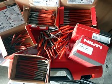 HILTI Konvolut Rahmendübel HRD -CR /HR A4 (293 Dübel)