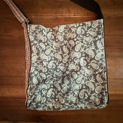 Bolso de Mano Azul Paisley de Lona con Correa Ajustable Multicolor y Cierre Magnético Foto 1 de 4