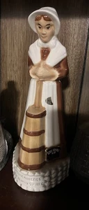 Vintage 1972 EZRA BROOKS Distilling Co. Decanter “Mountaineers Are Always Free” - Picture 1 of 2