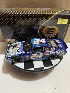 Jeff Gordon ELITE #24 DuPont Star Ware 1999 1/24 Nascar Diecast - Picture 1 of 14