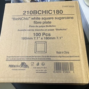 (100-pcs) White Square Disposable Plates 🌿Sugarcane Fibre 🌱 7” x 7” - Picture 1 of 6
