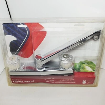 Grifo de cocina vintage LDR. Cuerpo cuadrado de acero inoxidable con perillas de manijas transparentes. Foto 1 de 4