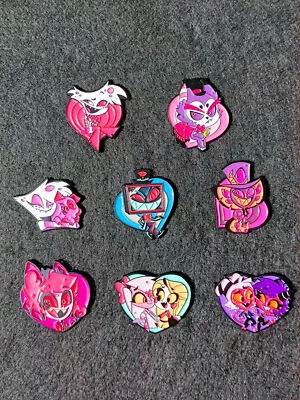 JUEGO DE 8 personajes de dibujos animados Hazbin Hotel esmalte pin insignia de metal 1,25"-1,4" Foto 1 de 4
