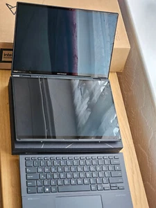 ASUS Zenbook Duo 14" Ultra 9 185H 32GB 2TB SSD Dual 2.8K OLED 120Hz Touch - Picture 1 of 2