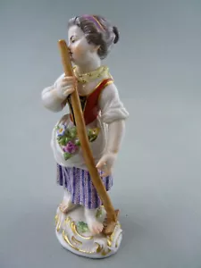 ⚔ Meissen Gärtnerkind Mädchen mit Rechen Figur 60353 eNP 2.690,-€ 1.Wahl TOP - Bild 1 von 6