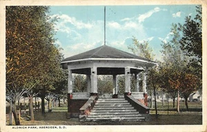 # A737 ABERDEEN, S.D. POSTCARD, ALDRICH PARK - Picture 1 of 2