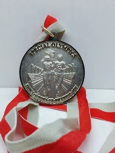 Collar medalla Olimpiadas Especiales Todo el mundo es un ganador Habilidad Coraje Compartir Alegría - Imagen 1 de 5