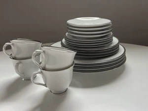 Classic Band of Platinum Nikko 16 Pc Fine China Dinnerware Set Service for 4 - Picture 1 of 7