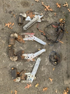 1969-72 A Body Power Window Regulators Chevelle GTO Cutlass Skylark 442 SS OEM - Image 1 of 4