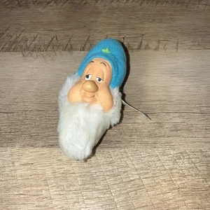 ⭐️Portachiavi Peluche Biancaneve Addormentato 2001 Vintage McDonald's Happy Meal Giocattolo Disney - Foto 1 di 4