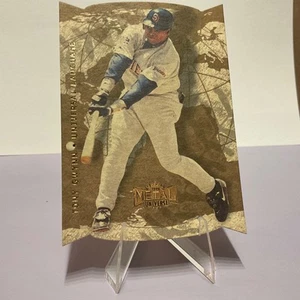 ⚾️ 1998 Metal Universe TONY GWYNN Universal Language 19 UL * DIE CUT - Foto 1 di 3