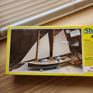 Midwest Products 968 Sharpie Schooner Boat Kit - Picture 1 of 6
