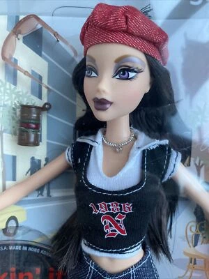MATTEL My Scene Barbie HANGING OUT NOLEE Fashion Doll + MIXIN’ IT Video Music CD - Image 1 of 4