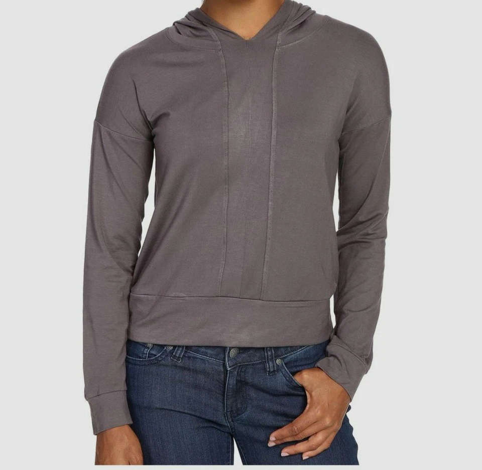 Suéter Kenai con Capucha Relajado Manga Larga Gris Para Mujer KAVU Talla S $60 Foto 1 de 4