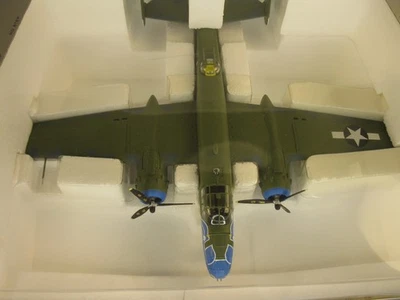 FRANKLIN PERFEITO ESTADO 1:48 B25D MITCHELL "HELLS BELLS" USAAF 98300 B11B569 NA CAIXA - Imagem 1 de 3