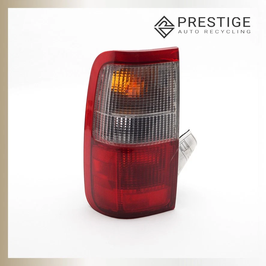 Conjunto de luz trasera izquierda Toyota T100 1993-1998 81560-34010 OEM Foto 1 de 4