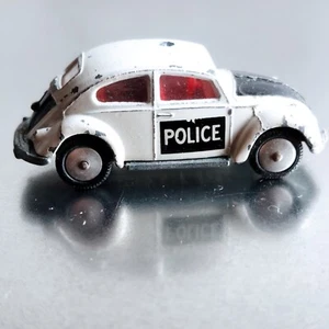 HUSKY made in Gt. Britain . White police VOLKSWAGEN 1300. - Picture 1 of 5