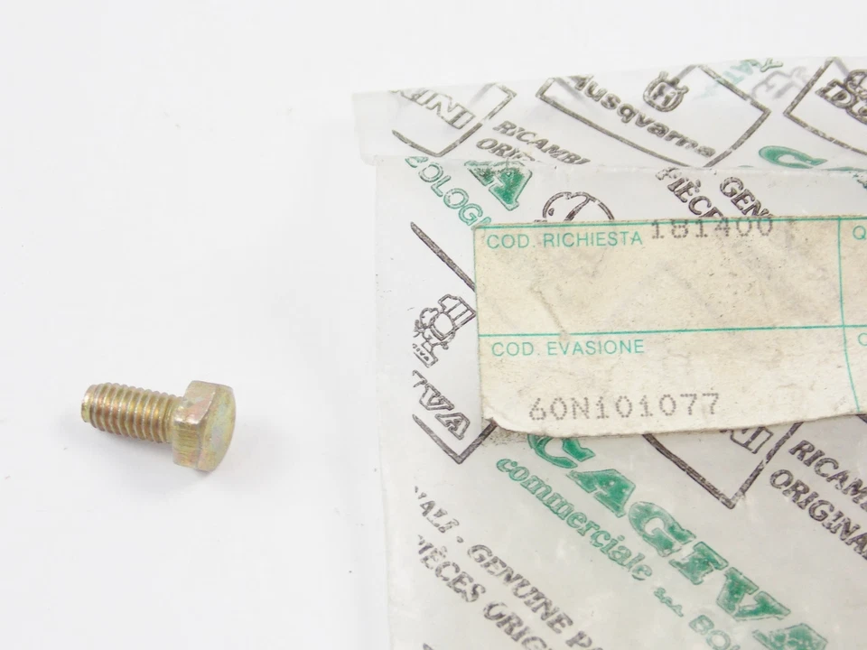 OEM CAGIVA 1991-1992 | 1995 600 RIVER / 900 IE / IE GT PARAFUSO CÁRTER 60N1077 - Imagem 1 de 1